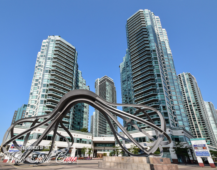 10 Queens Quay West Residences Of The World Trade Centre